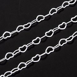 White Spray Painted Brass Heart Link Chains, Soldered, with Spool, White, 6x4.5x0.5mm, 32.8 Feet(10m)/roll