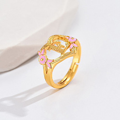 Letter E Регулируемые кольца для пальцев с латунным жемчугом и розовой эмалью в форме сердца и цветка, без кадмия, без никеля и без свинца, золотые, Письмо E, 14 мм, внутренний диаметр: 17 мм