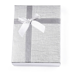 Белый Дым Картон ювелирные изделия ожерелье коробки, с белой губкой, для ювелирной подарочной упаковки, прямоугольник с бантом, серый, 13x10x3.1 см, внутри: 12.3×9.3см.