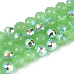 Светло-зеленый Гальванические стекляныне бусины, имитация нефрита, круглые, граненый(96 граненый), с половинным покрытием ab цвета, светло-зеленый, 7.5~8 мм, отверстие : 1~1.4 мм, около 68~69 шт / нитка, 19.49~19.88 дюйм (49.5~50.5 см)