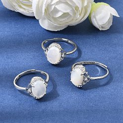 Platinum Brass Micro Pave Cubic Zirconia Finger Rings, Oval, with Natural White Shell, Platinum, Oval: 13x13mm, US Size 8 1/2(18.5mm)
