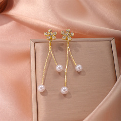 Золотой Серьги-гвоздики с кисточками из цветочного сплава и кристаллами горного хрусталя, с пластиковой имитационной жемчужиной, золотые, 75 мм