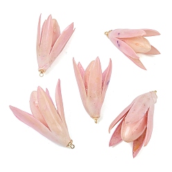 Pink Colgantes de resina epoxi y flores secas, encanto de capullo de magnolia, con instrumentos de viento, dorado, rosa, 37~42x27~34x24~36 mm, agujero: 1.6 mm