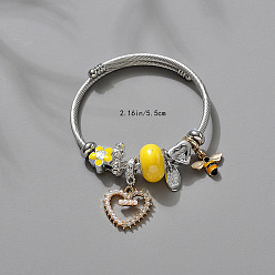 Желтый Регулируемые европейские браслеты из нержавеющей стали, браслеты с подвесками для женщин, сердце и пчела, со сплавом, стразами, эмалью и смолой, желтые, внутренний диаметр: 2-1/8 дюйм (5.5 см)