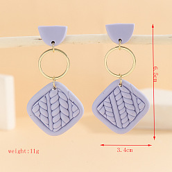 Rhombus Серьги-гвоздики с подвесками из полимерной глины, сплава и дерева., золотые, сирень, ромб, 65x34 мм