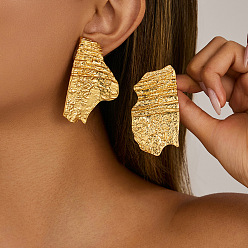 Самородки Серьги-гвоздики из сплава и железа, золотые, самородки, 60x35 мм