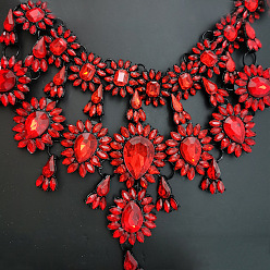 Гиацинт Преувеличенные ретро-стили сплава со стразами каплевидные ожерелья-нагрудники, для украшения свитера, чёрные, гиацинт, 17.32 дюйм (44 см)