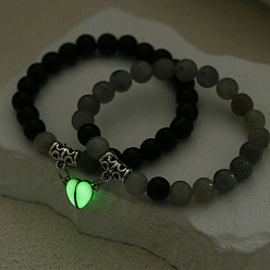 Лунный Камень 2шт. браслеты из сплава с магнитными сердечками, Браслеты из натурального лунного камня и круглых стеклянных бусин для пары, античное серебро, внутренний диаметр: 2.17 дюйм (5.5 см)