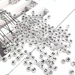 Белый Светящиеся полупрозрачные акриловые бусины, с эмалью, светится в темноте, плоский круглый с черной случайной буквой, белые, 7x4 мм, 100 шт / пакет