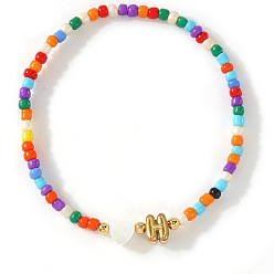 Letter H Красочные круглые браслеты из стеклянного бисера, эластичные, 304 Браслеты из нержавеющей стали с подвесками в виде ракушек для женщин, письмо и сердце, золотые, Письмо ч, 6.89 дюйм (17.5 см)