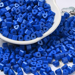 Синий Запекание расписной стеклянной бусины, Цейлон, треугольное отверстие, душат, синие, 5x5x4 мм, отверстие : 1.3 мм, 3150 шт / фунт