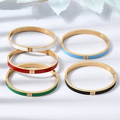 Chapado en Oro Real 18K 304 Brazaletes articulados de acero inoxidable con microincrustaciones de circonitas cúbicas transparentes y esmalte para mujer, revestimiento de iones (ip), color mezclado, real 18 k chapado en oro, diámetro interior: 1.73x2.17 pulgada (4.4x5.5 cm)