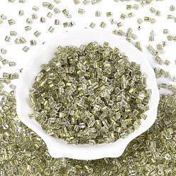Темный Хаки Прозрачные внутри цветные стеклянные бусины, треугольные, Темный хаки, 3.4x3.4~3.8x3.4~3.8 мм, отверстие : 1 мм, Около 7500 шт / фунт