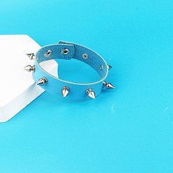 Небесно-голубой Браслеты из искусственной кожи в стиле панк, браслеты из сплава с заклепками для мужчин и женщин, голубой, 8-7/8 дюйм (22.5 см)