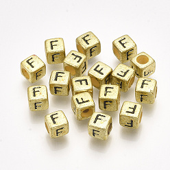 Letter F Акриловые бусины, горизонтальное отверстие, металлическое покрытие, куб с letter.f, 6x6x6 мм, 2600 шт / 500 г