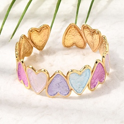 Colorido 304 Brazaletes abiertos de acero inoxidable esmaltado con forma de corazón para mujer, dorado, Recubrimiento al vacío PVD, colorido, diámetro interior: 1.81~2.17 pulgada (4.6~5.5 cm)