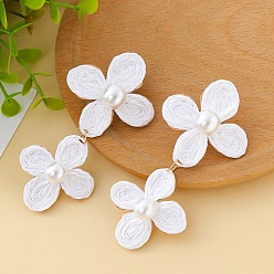 Белый Серьги-гвоздики с цветочной латунной фурнитурой из рафии, золотые, с имитацией жемчуга, белые, 88 мм