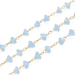 Светло-Голубой Ручной цепи стекло бисером, с фурнитурой латунной золотого тона, пайки, долговечный, треугольные, граненые, Небесно-голубой, 3.5~4x4~4.5x3 мм, около 32.8 футов (10 м) / рулон