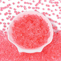 Лосось Прозрачные внутри цветные стеклянные бусины, кубические, salmon, 3.8~4x3.6~4x3.6~4 мм, отверстие : 1.4~1.5 мм, Около 4090 шт / фунт