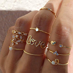 Золотой 10шт. сплав с кристаллами стразами кольца для пальцев, слово/лист/сердце, золотые, внутренний диаметр: 16~19 мм