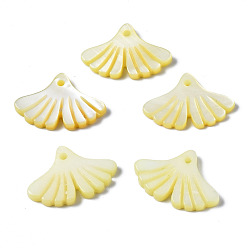 Pale Goldenrod Natural Freshwater Shell Pendants, Dyed, Ginkgo Leaf, Pale Goldenrod, 12x17.5x2mm, Hole: 1.2mm
