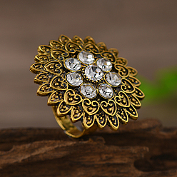 Античное Золото Винтажные кольца в ближневосточном стиле с цветочным рисунком, выполненные из цинкового сплава и украшенные стразами., эффектные кольца, античное золото , 34 мм, внутренний диаметр: 17 мм