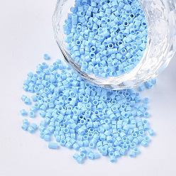 Светло-Голубой Fgb 11/0 стеклянный бисер класса А, цилиндр, однородный размер бисера, спекающийся лак, Небесно-голубой, около 1.5x1 мм, отверстие : 0.5 мм, около 20000 шт / упаковка