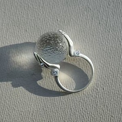 Платина Стеклянные кольца на пальцы из цинкового сплава, рука с хрустальным шаром, со стразами, платина, 17 мм