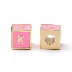 Letter K Стойки покрытие латунь эмаль бисер, без кадмия, без никеля и без свинца, реальный 18 k позолоченный, куб с письмом, розовый жемчуг, letter.k, 6x6x6 мм, отверстие : 2.5 мм