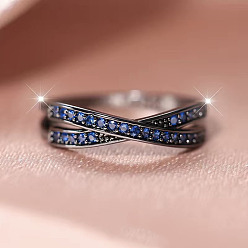 Сапфир Латунные микро-паве стразы перстни для женщин, крест крест кольца, платина, сапфир, размер США 8 (18.1 мм)