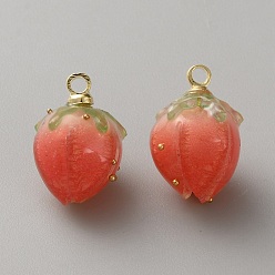 Красный Пластиковые подвески, с медной петлей золотого тона, клубника, красные, 15x10 мм, отверстие : 1.2 мм