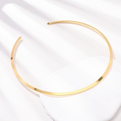Oro 304 Gargantillas tipo brazalete de acero inoxidable, collares rígidos, revestimiento de iones (ip), dorado, diámetro interior: 5.59 pulgada (14.2 cm)