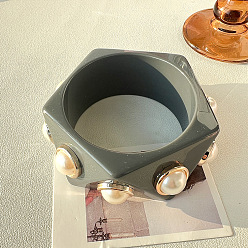 Серый Браслеты из смолы и пластика с жемчугом для женщин, пятиугольник, золотые, серые, внутренний диаметр: 2.64 дюйм (6.7 см)