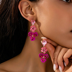 Средний Фиолетово-красный Серьги-гвоздики из сплава и акрила, смолой и горный хрусталь, цветок, золотые, средне фиолетовый красный, 52x24 мм