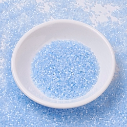 (DB0831) Светлый Барвинковый Шелково-атласный Бусины miyuki delica, цилиндр, японский бисер, 11/0, (дб 0831) легкий барвинок шелковый атлас, 1.3x1.6 мм, Отверстие: 0.8 мм, о 2000 шт / бутылка, 10 г / бутылка