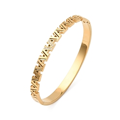 Настоящее золото 18K 304 304 Шарнирные браслеты из нержавеющей стали с микропаве из кубических цирконий для женщин, буква a, буква a, ионное покрытие (ip), реальный 18 k позолоченный, внутренний диаметр: 2-3/8x1-7/8 дюйм (5.9x4.7 см)