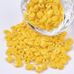 Золотистый 6/0 выпечка, косые бусы, непрозрачных цветов, золотые, 6/0, 4~8x3.5~4.5x2.5~3 мм, отверстие : 0.9 мм, около 5000 шт / упаковка