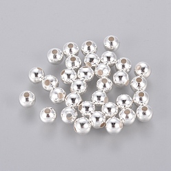 Серебро Латунные бусины, бесшовные круглые бусины, серебряный цвет гальваническим, диаметром около 6 мм , отверстие : 2.5 мм