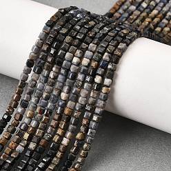 Сапфир Натуральные сапфировые бисерные пряди, градиент цвета, граненые, бусины-кубы с настольной огранкой, 3x3x3 мм, отверстие : 0.6 мм, около 126 шт / нитка, 15.51'' (39.4 см)