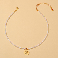 Letter B Круглые пластиковые бусины из жемчуга, 304 плоские круглые подвески из нержавеющей стали с буквами для женщин, белые, золотые, В письме, 12.99 дюйм (33 см)