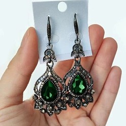 Темно-Зеленый Серьги-подвески из цинкового сплава со стразами, со стеклом, слеза, металлический черный , темно-зеленый, 63x22 мм