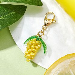 Amarillo Colgante decorativo con forma de uva y cuentas de vidrio, 304 dijes con cierre de pinza de langosta de acero inoxidable para adornos de bolsos, amarillo, 38.5 mm