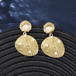 Настоящее золото 18K Серьги-гвоздики в форме ракушки из латуни, с абс пластмассовой имитационной жемчужиной, долговечный, стойки покрытие, без свинца и без кадмия, реальный 18 k позолоченный, 34x21 мм