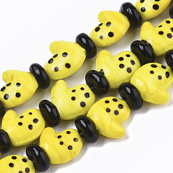 Желтый Бусы лэмпворк ручной работы, рождественские перчатки, на Рождество, желтые, 19~20x15x9~10 мм, отверстие : 1.8 мм, около 25 шт / нитка, 18.90'' (48 см)