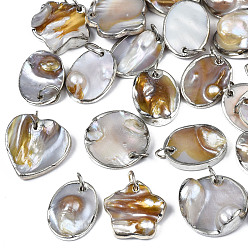 Seashell Color Natural White Shell Pendants, with Platinum Plated Brass Edge, Mixed Shapes, Seashell Color, 20~21x15~21x3~10mm, Jump Ring: 6~7x0.5mm, Inner Diameter: 5~6mm