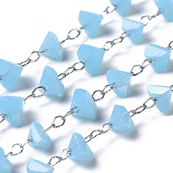 Небесно-голубой Ручной цепи стекло бисером, с латунной фурнитурой платинового цвета, пайки, долговечный, треугольные, граненые, голубой, 3.5~4x4~4.5x3 мм, около 32.8 футов (10 м) / рулон