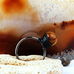 Тигровый глаз Круглые манжеты из натурального тигрового глаза, обмотанные железной проволокой, чёрные, внутренний диаметр: регулируемый