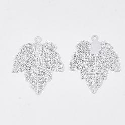 Платина Латунные подвески с осенней тематикой, гравированные металлические украшения, долговечный, кленового листа, платина, 30x25x0.4 мм, отверстие : 1.6 мм