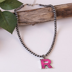 Letter R Ожерелья из круглых пластиковых бусин с инициалом из окрашенной синтетической бирюзы CCB для женщин, темно-розовыми, Буква R, 18.90 дюйм (48 см)