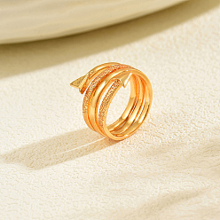 Arrow Полые латунные кольца для женщин, реальный 18 k позолоченный, стрелка, 16 mm ~ 20 mm